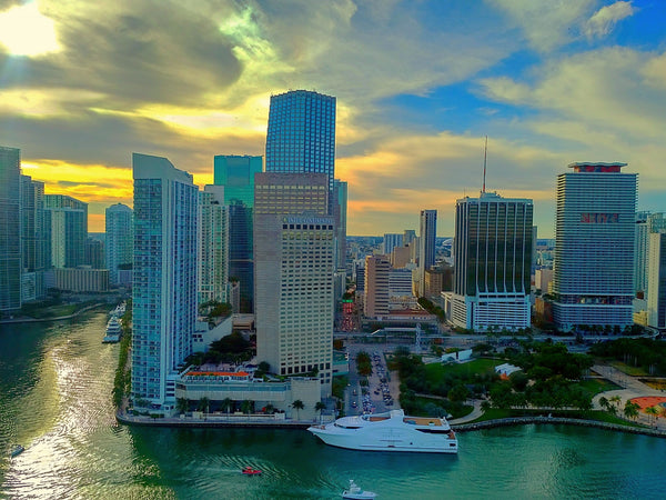 A Miami HeliTour for 2 Persons over Miami Area