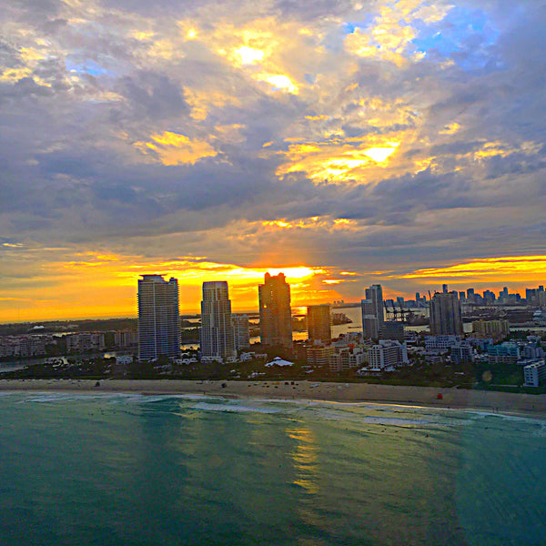 A Miami HeliTour + South Beach for 2 Persons