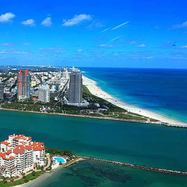 A Miami HeliTour + South Beach for 2 Persons