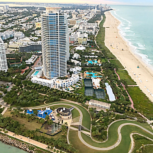 Miami HeliTour for 2 Persons over South Beach (Private HeliTour)